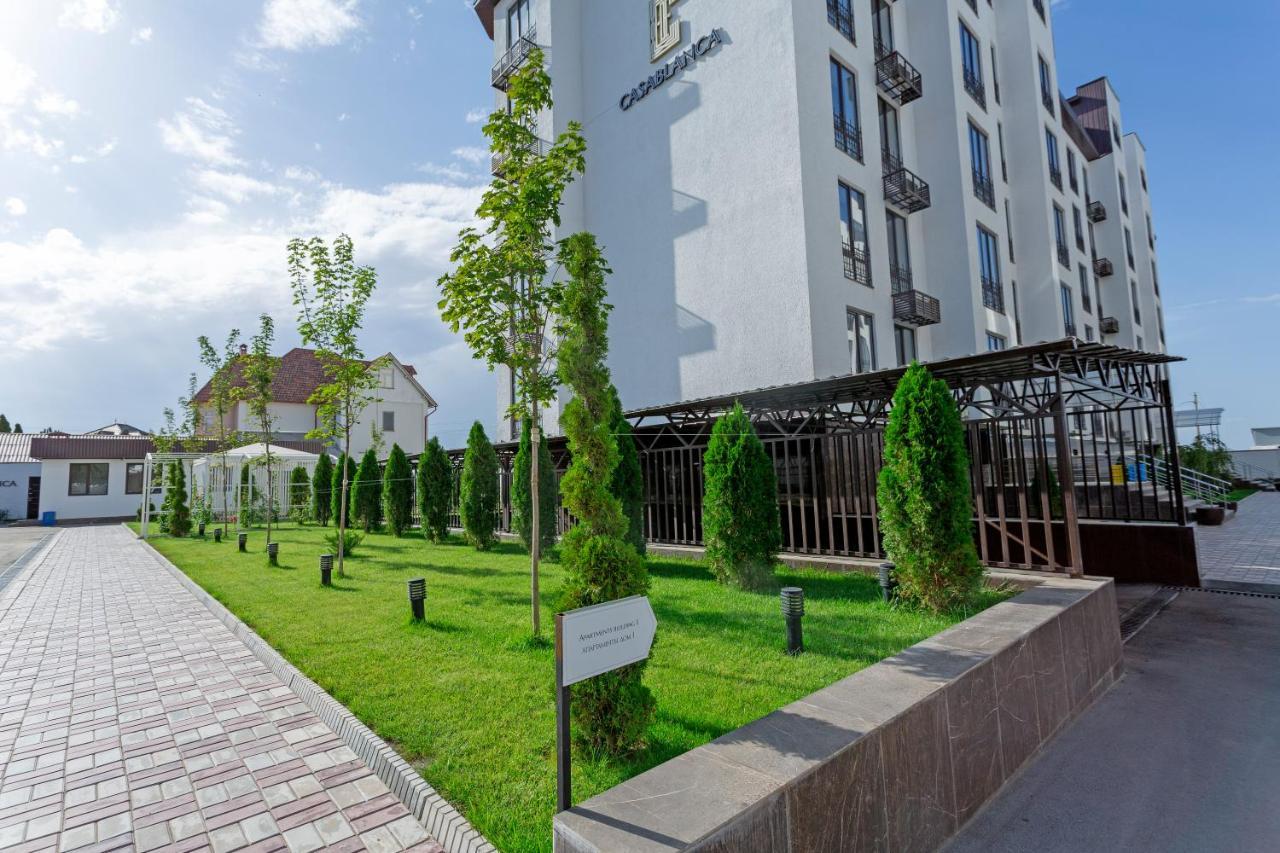 Casablanca Apart Hotel Biskek Kültér fotó