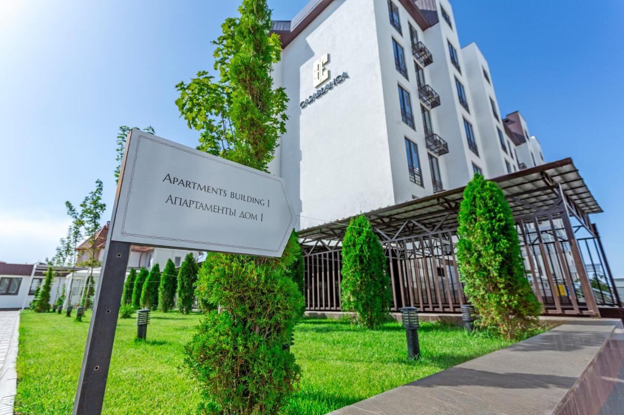 Casablanca Apart Hotel Biskek Kültér fotó
