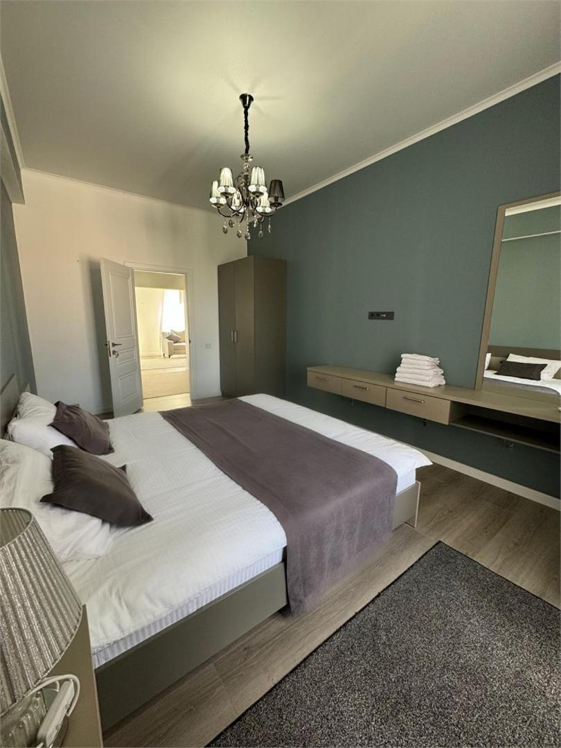 Casablanca Apart Hotel Biskek Kültér fotó