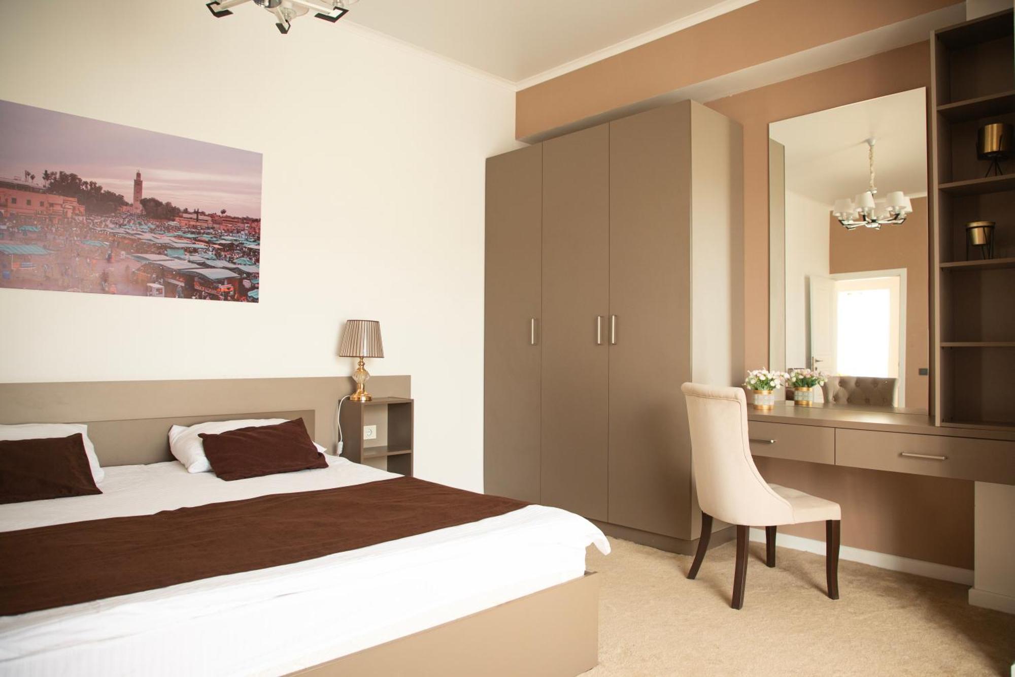 Casablanca Apart Hotel Biskek Kültér fotó