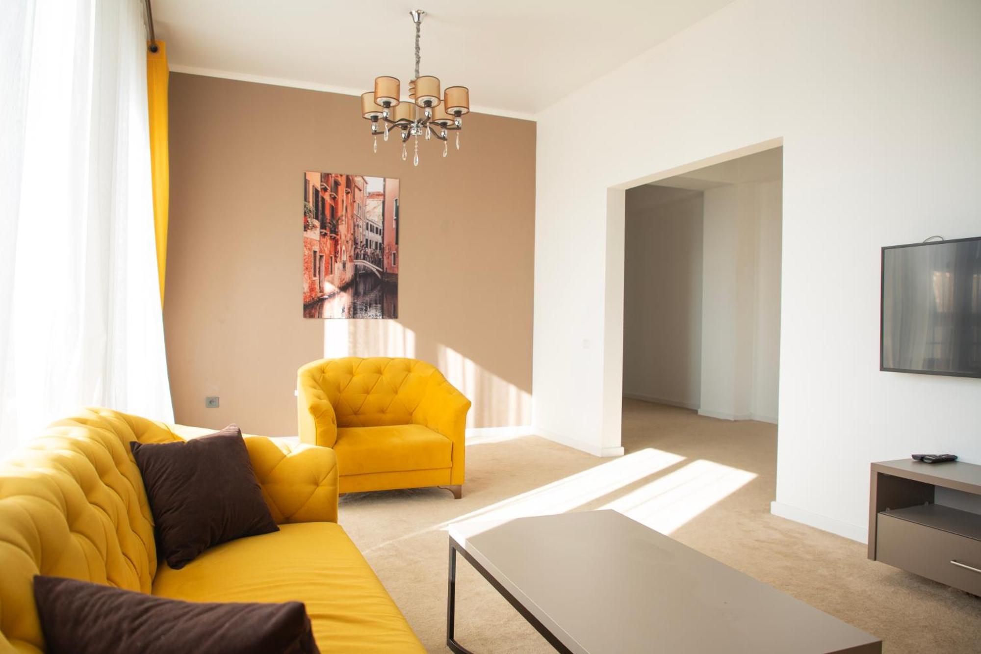 Casablanca Apart Hotel Biskek Kültér fotó