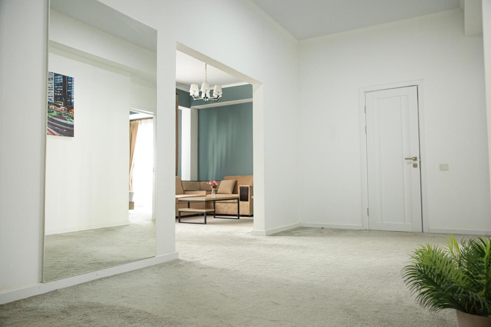 Casablanca Apart Hotel Biskek Kültér fotó